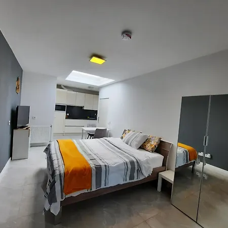 Πανσιόν Studio In