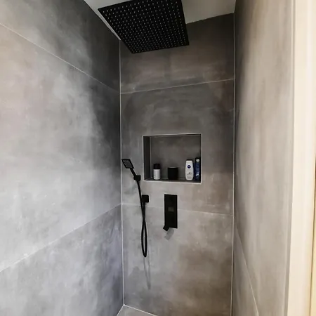 Πανσιόν Studio In